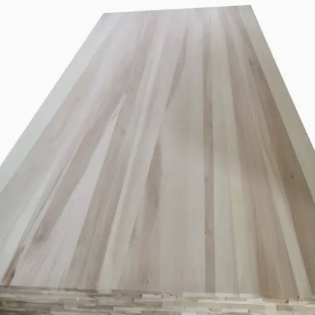 Masivna topolova plošča